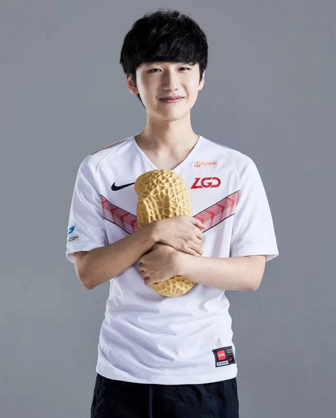 他们不仅需 他们不仅需