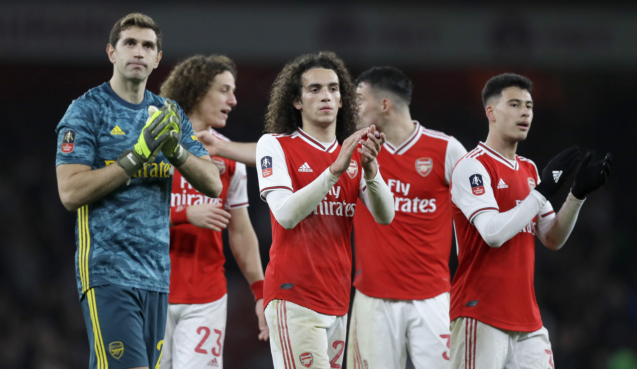 他在延误挡 他在延误挡